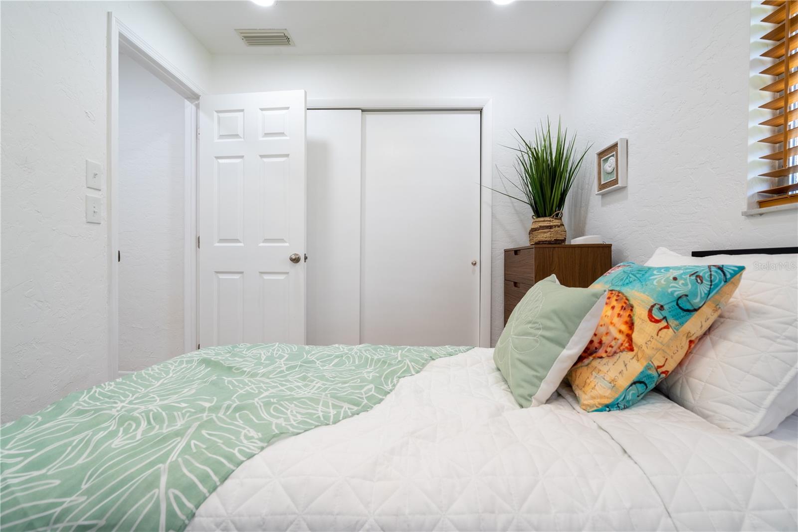 7354 BILTMORE DR — photo 40