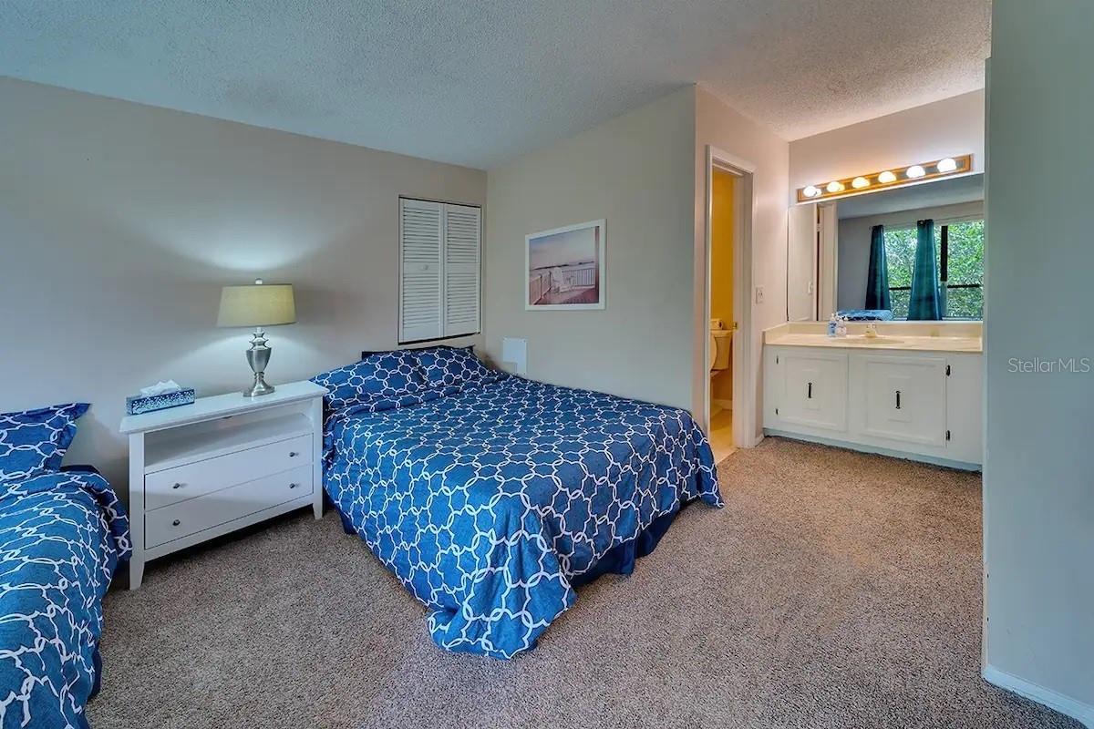 6157 MIDNIGHT PASS RD #D32 — photo 19