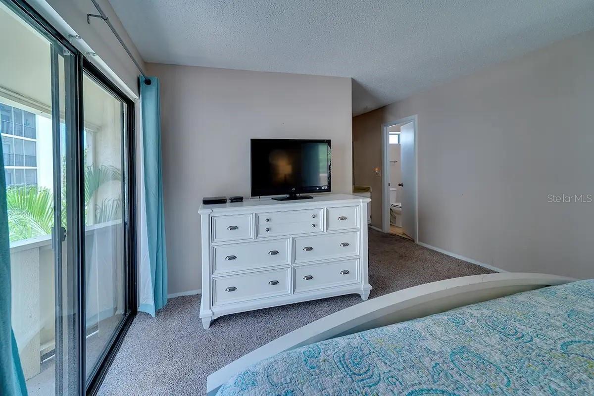 6157 MIDNIGHT PASS RD #D32 — photo 33