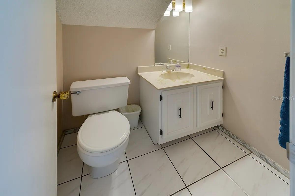 6157 MIDNIGHT PASS RD #D32 — photo 14