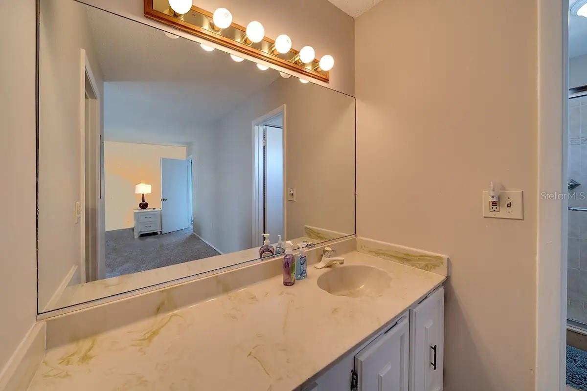 6157 MIDNIGHT PASS RD #D32 — photo 32
