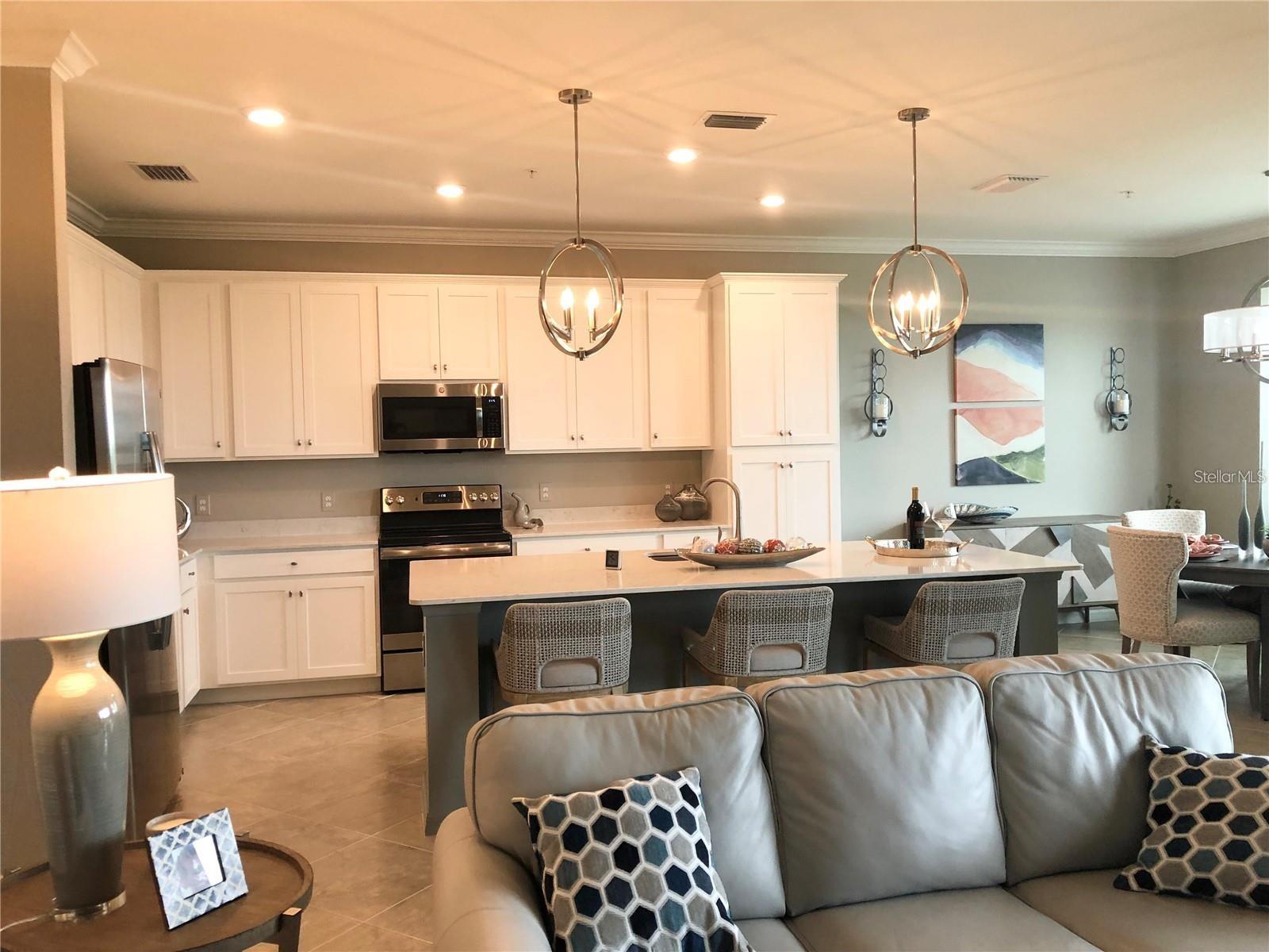 17510 GAWTHROP DR #405 — photo 7
