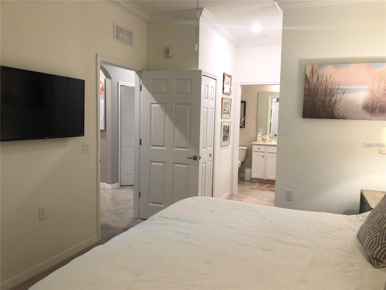 17510 GAWTHROP DR #405 — photo 12