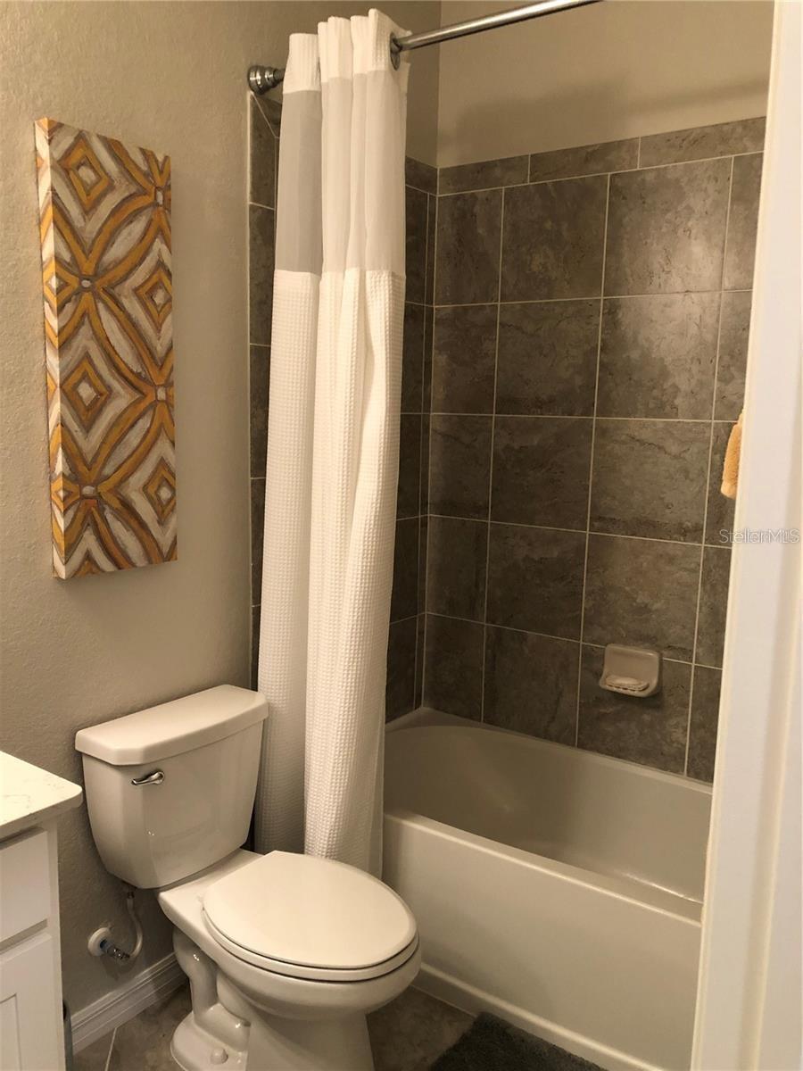 17510 GAWTHROP DR #405 — photo 16