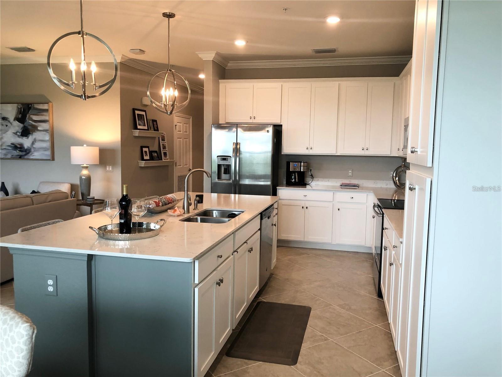 17510 GAWTHROP DR #405 — photo 10