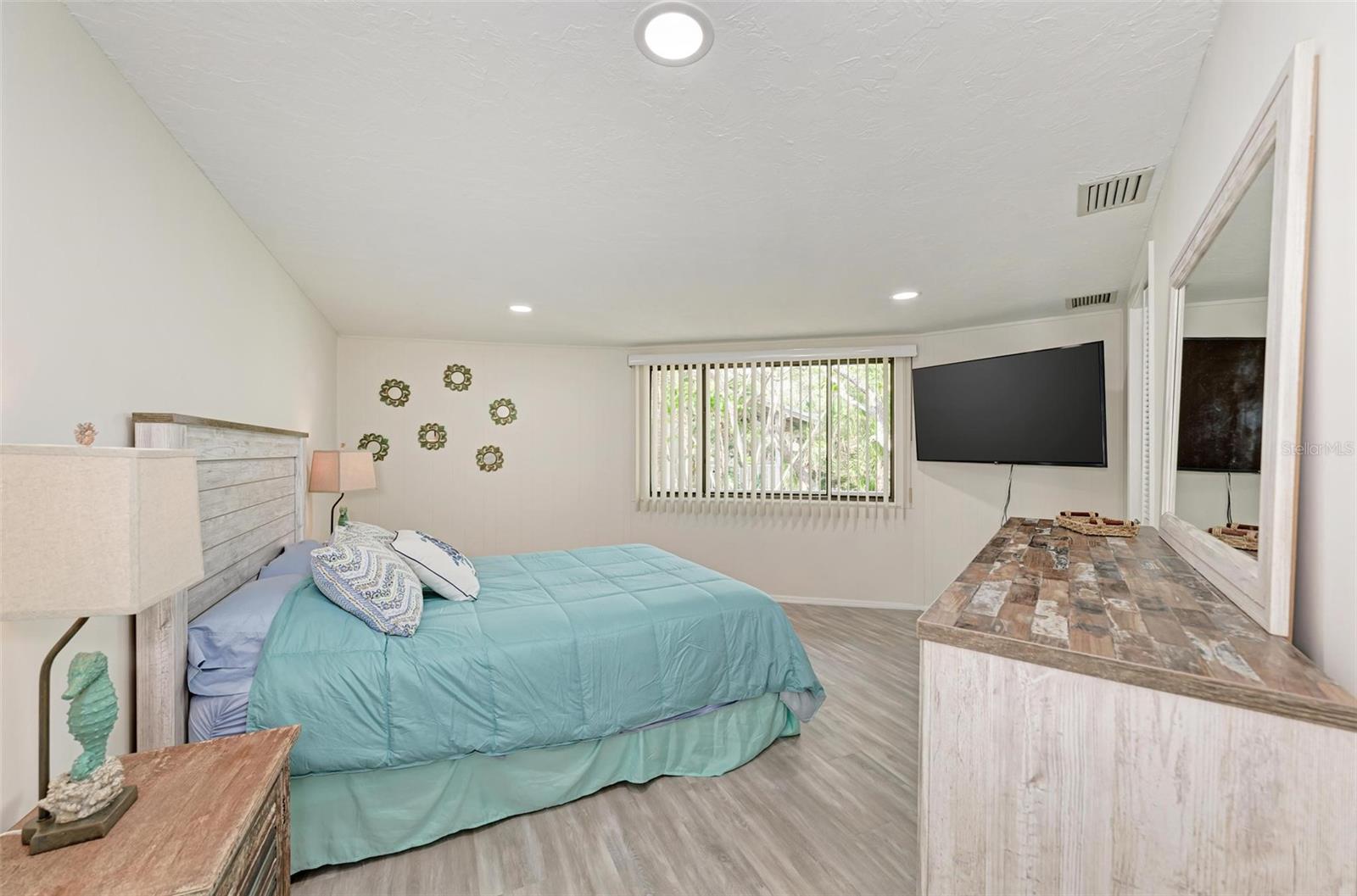 6590 MANASOTA KEY RD — photo 36