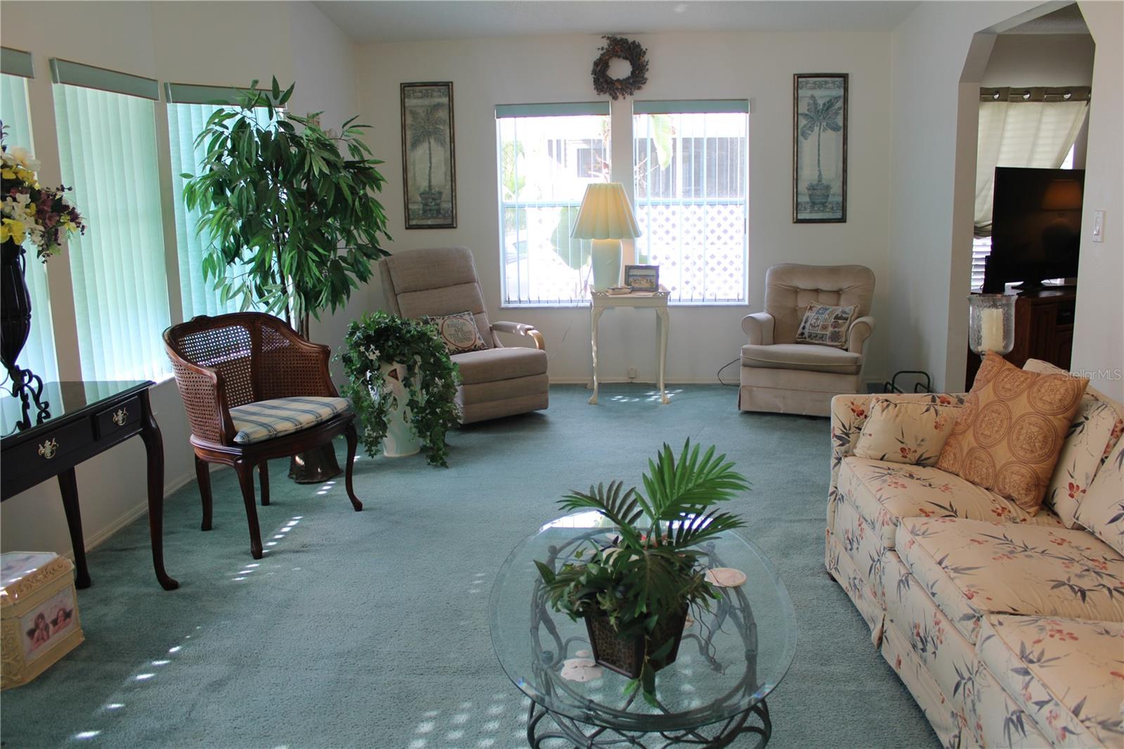 8314 NANCY LN — photo 9