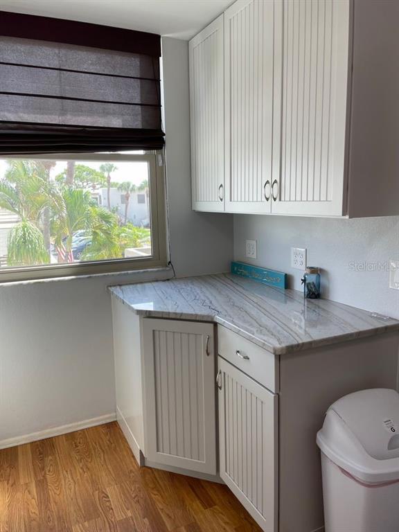 206 LAKEWOOD DR #206 — photo 3
