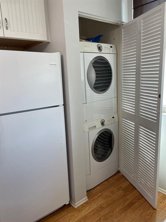 206 LAKEWOOD DR #206 — photo 4