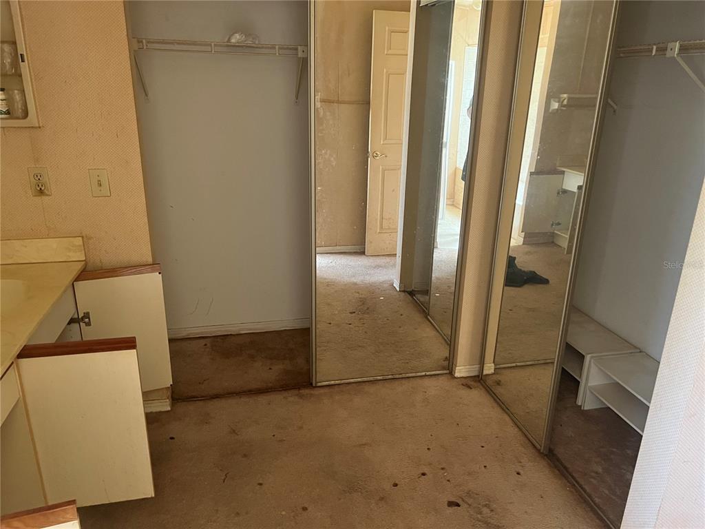 1404 MIDONECK CT — photo 16