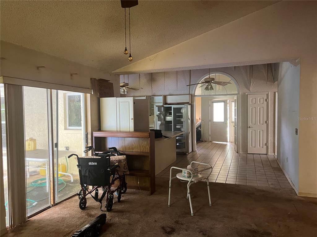 1404 MIDONECK CT — photo 29
