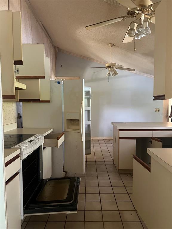 1404 MIDONECK CT — photo 22