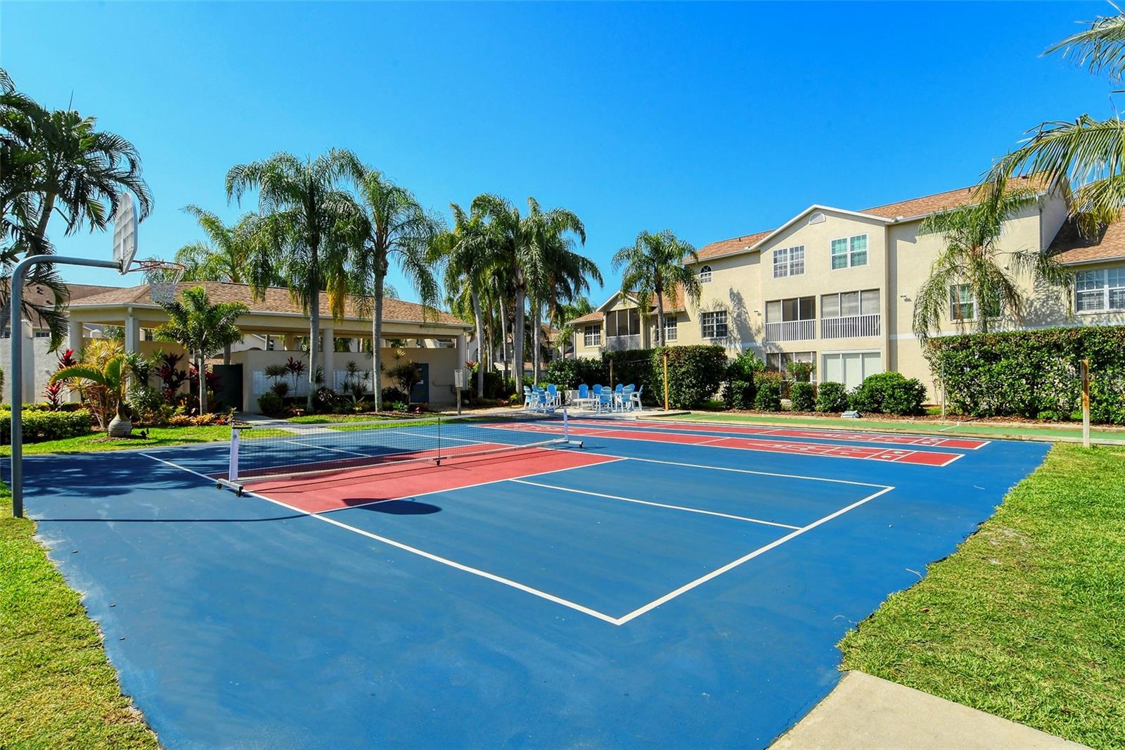 8375 GLENROSE WAY #211 — photo 48