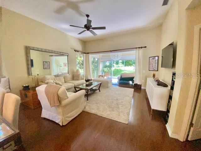 7711 WHITEBRIDGE GLN — photo 10
