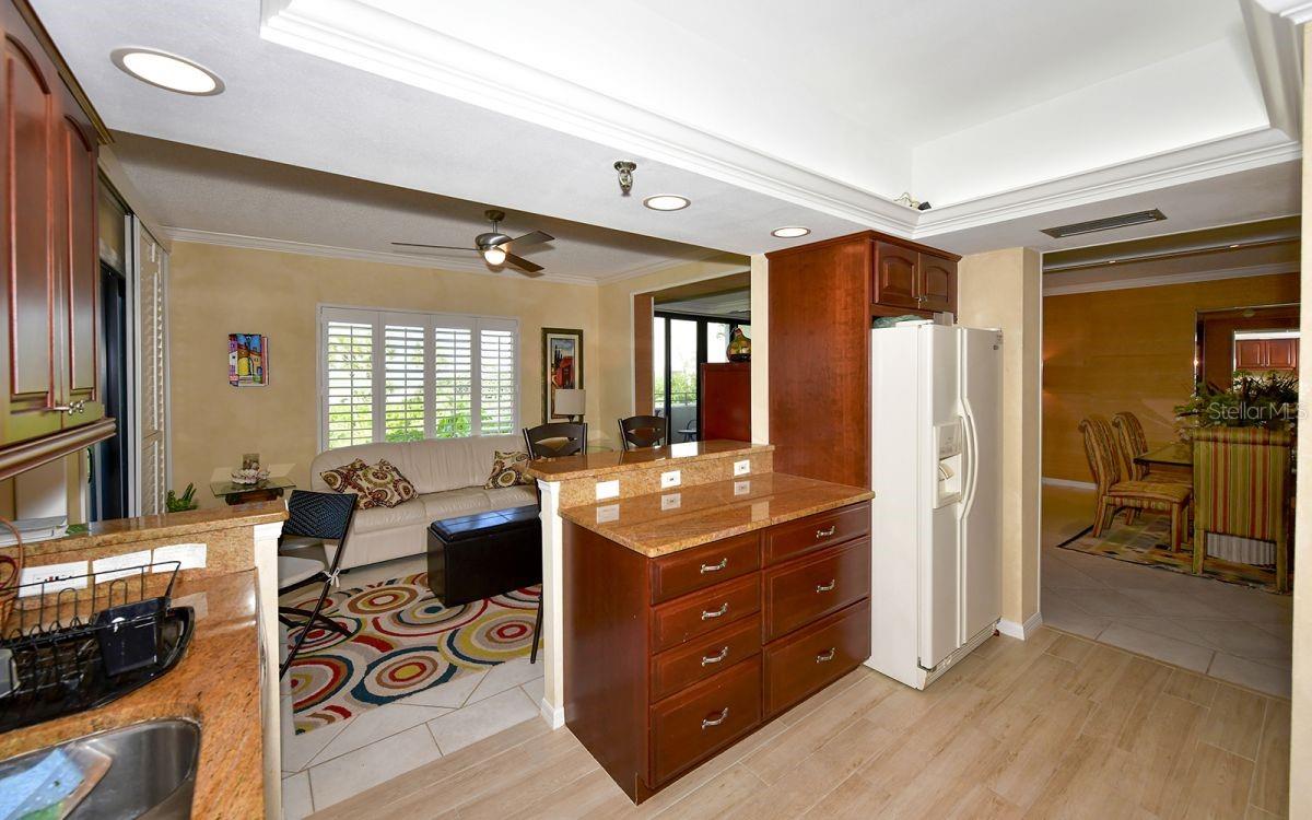 1485 GULF OF MEXICO DR #109 — photo 25