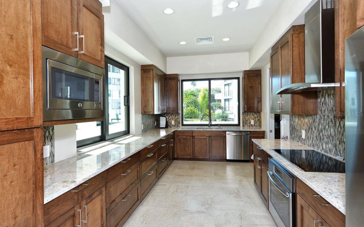 1485 GULF OF MEXICO DR #109 — photo 55
