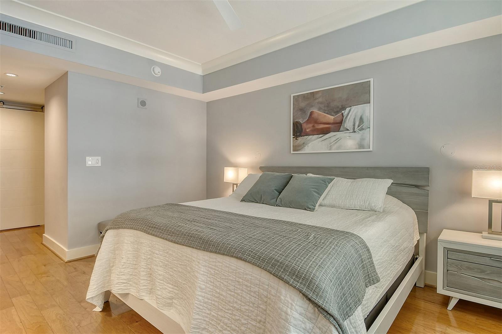 1350 MAIN ST #903 — photo 23