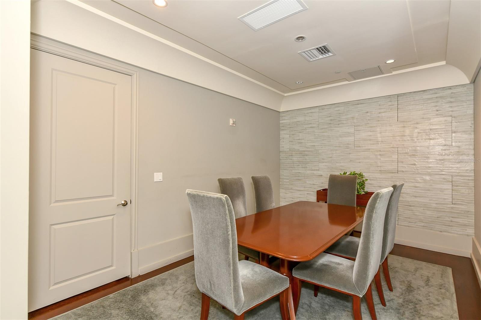 1350 MAIN ST #903 — photo 44