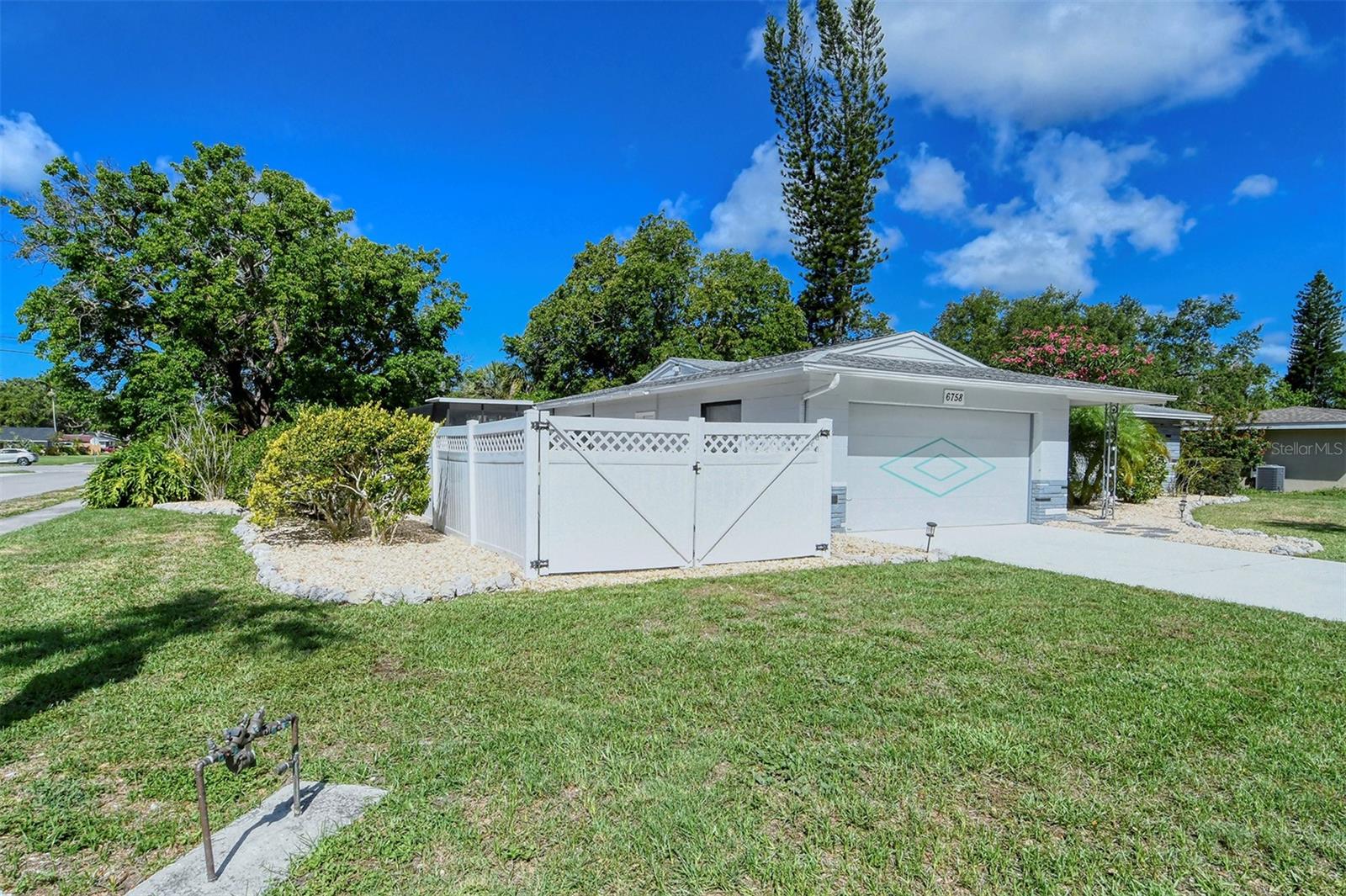 6758 S LOCKWOOD RIDGE RD — photo 48