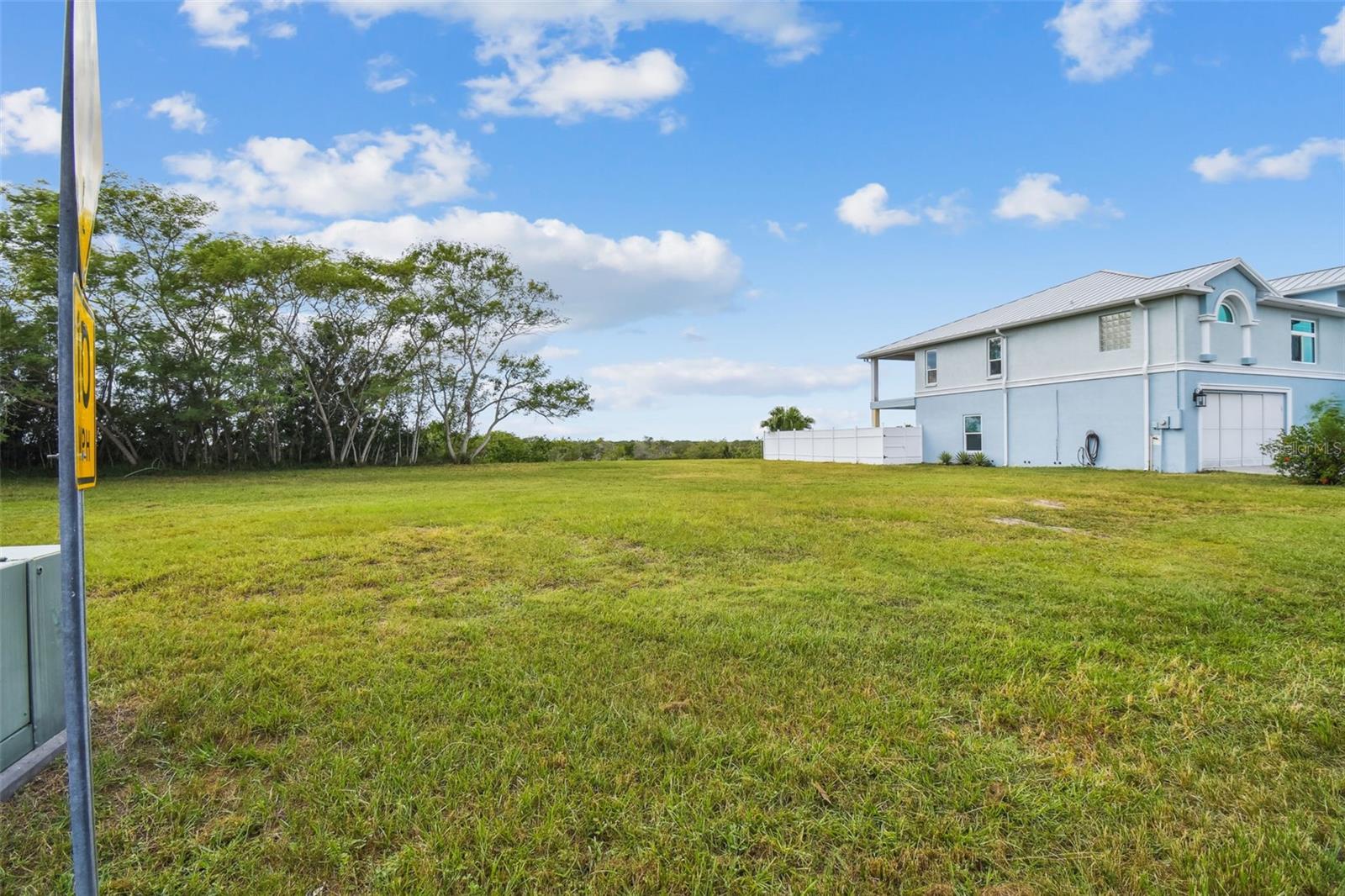 SOUTHWIND DR — photo 4