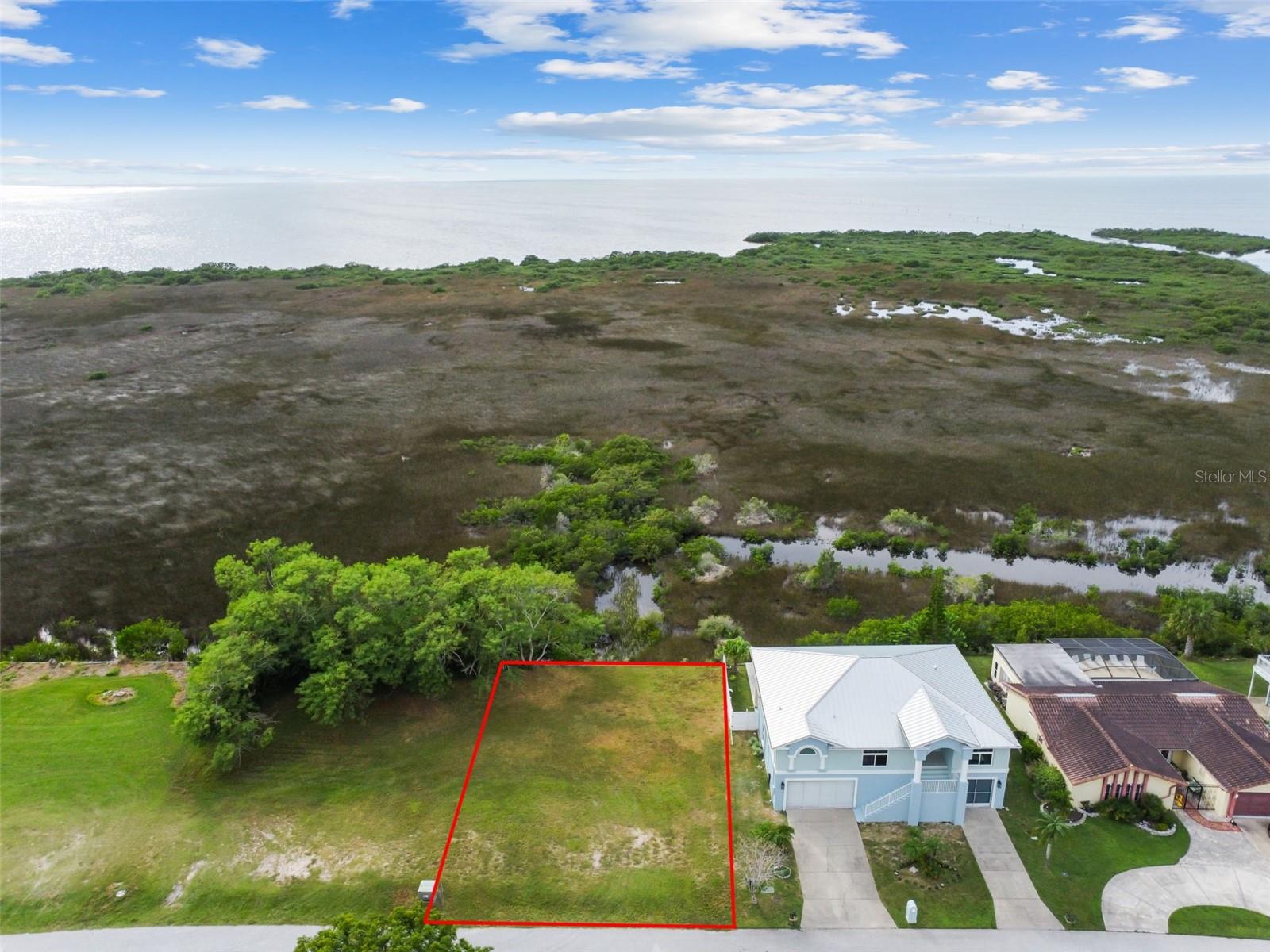 SOUTHWIND DR — photo 17