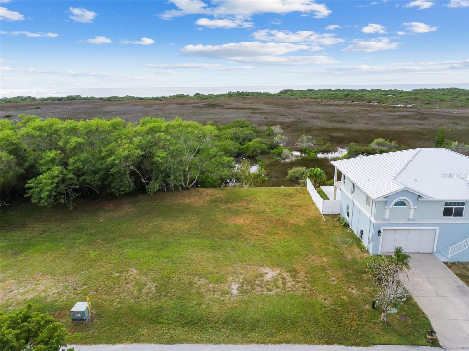 SOUTHWIND DR — photo 13
