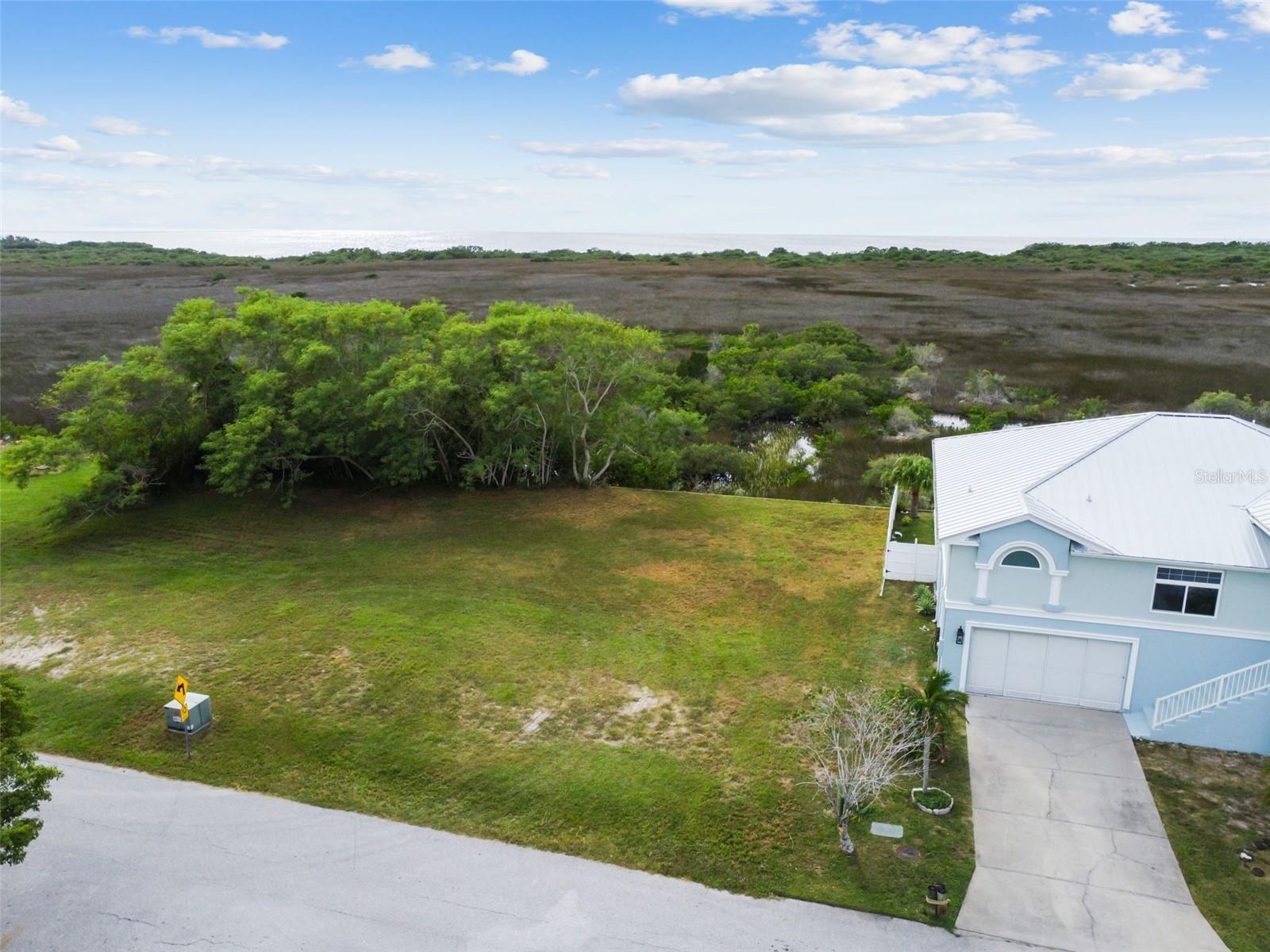 SOUTHWIND DR — photo 12
