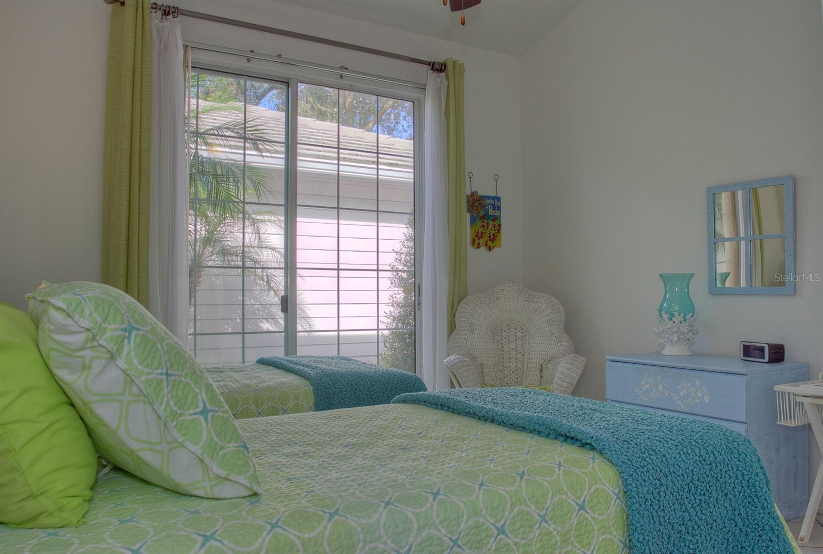 7911 WHITEBRIDGE GLN — photo 26