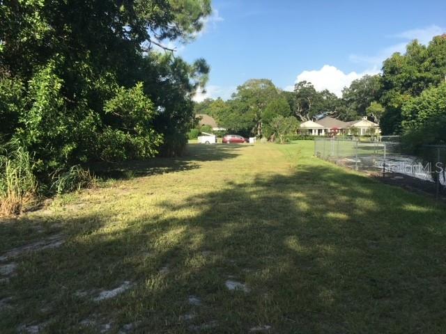 3910 DUNN DR — photo 3