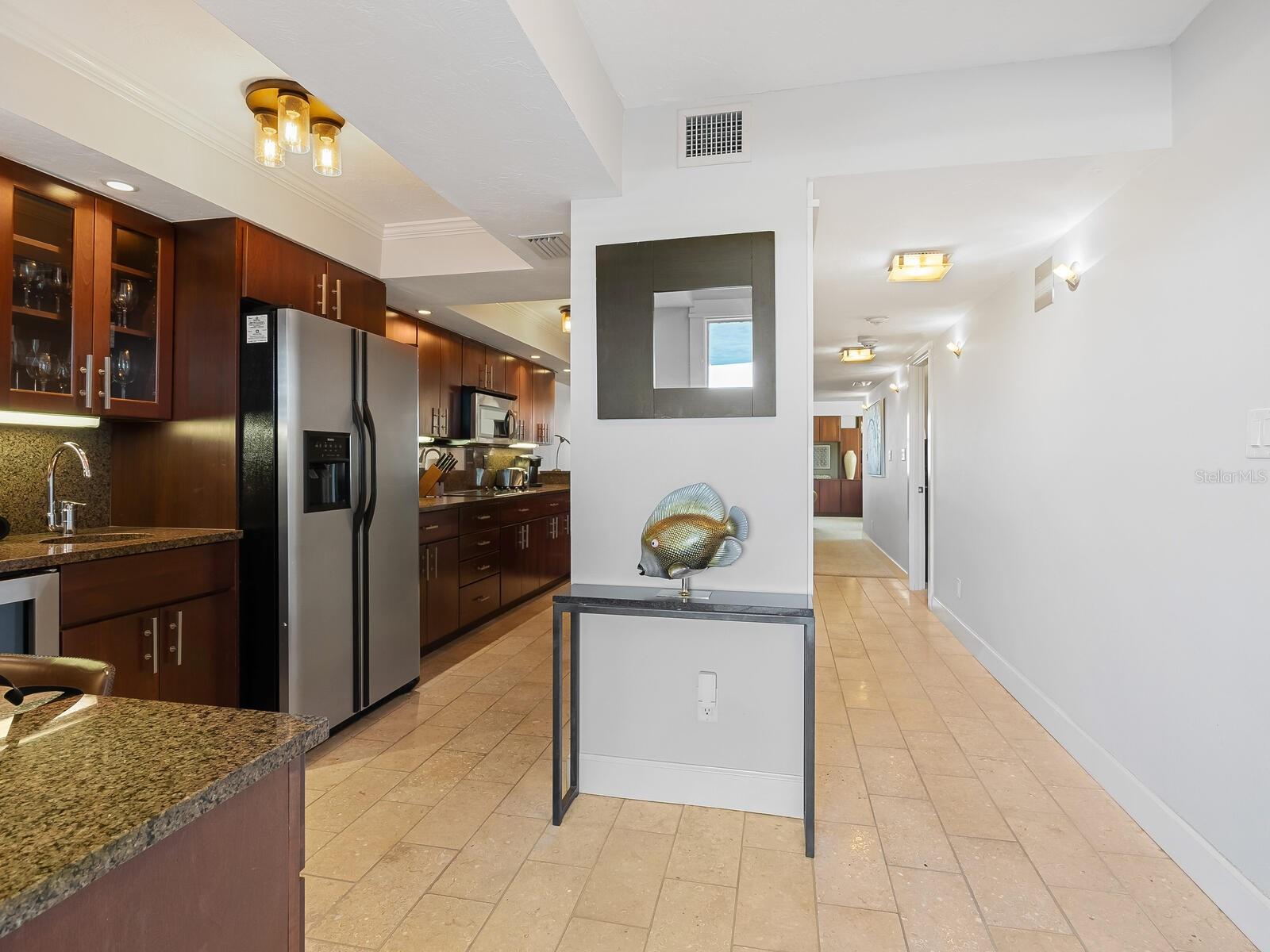 5760 MIDNIGHT PASS ROAD #208D — photo 2