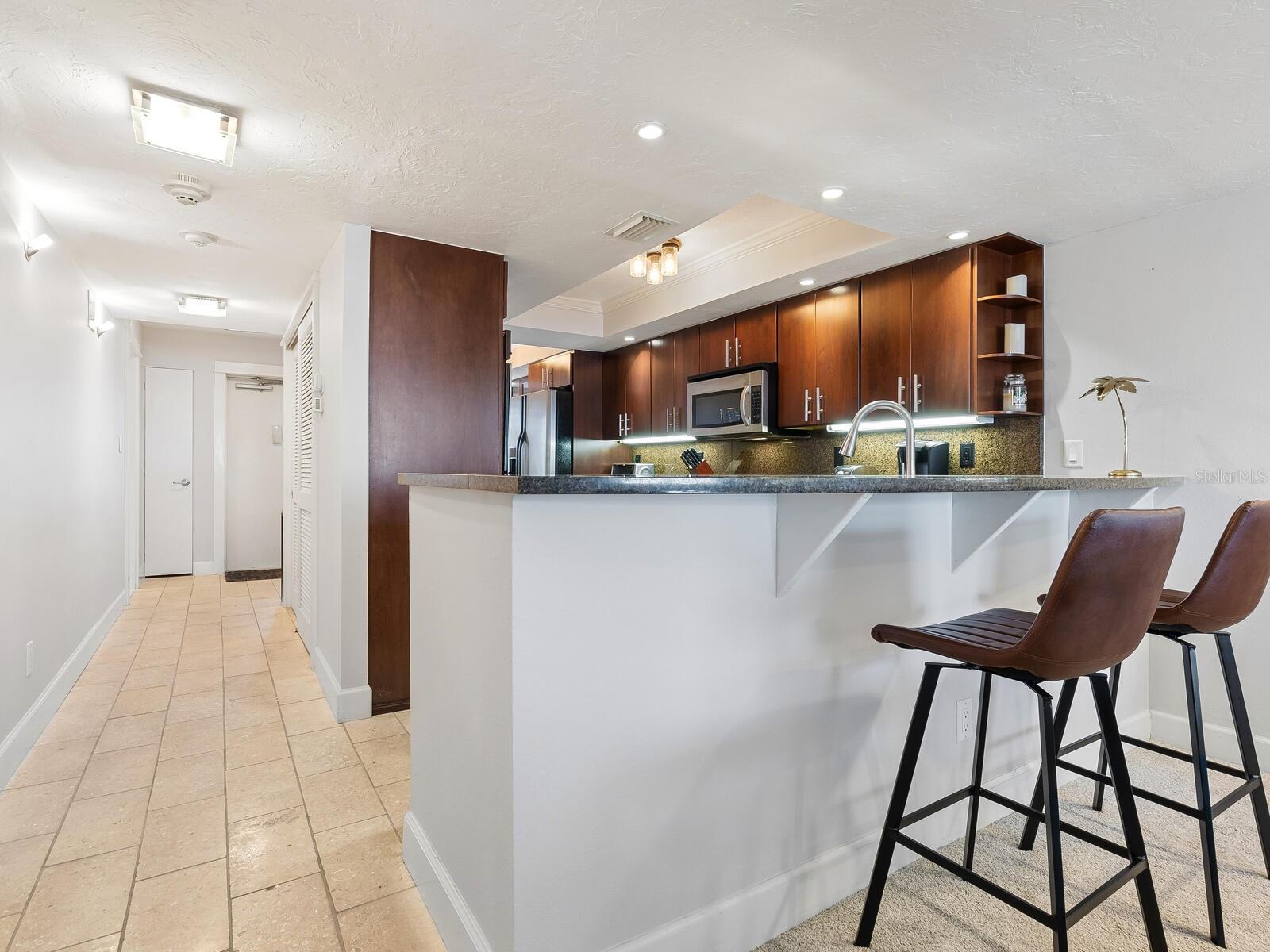 5760 MIDNIGHT PASS ROAD #208D — photo 12