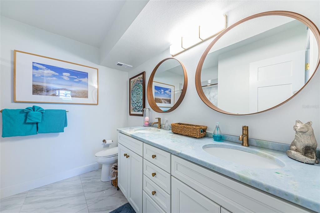 5901 BAHIA DEL MAR CIR #122 — photo 11