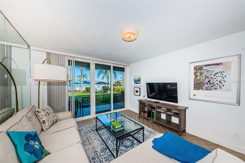 5901 BAHIA DEL MAR CIR #122 — photo 8