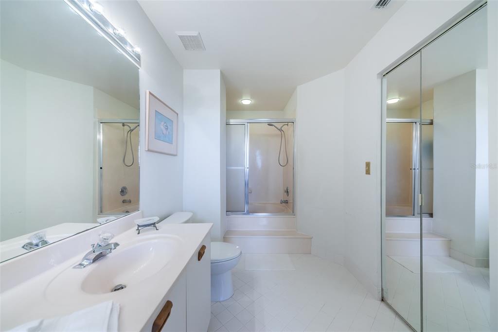 6151 BAHIA DEL MAR BLVD #220 — photo 10