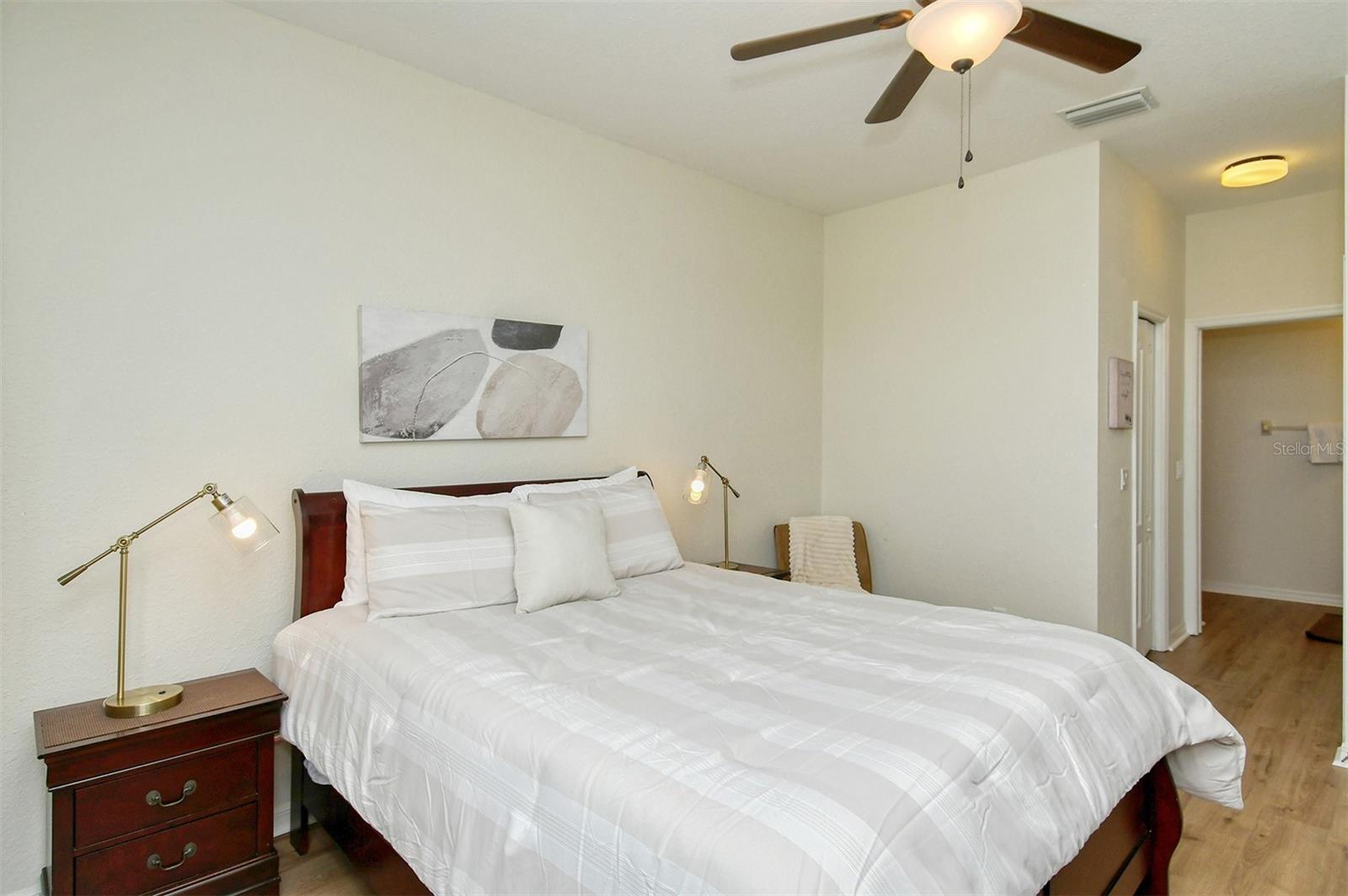 905 FAIRWAY COVE LN #205 — photo 20