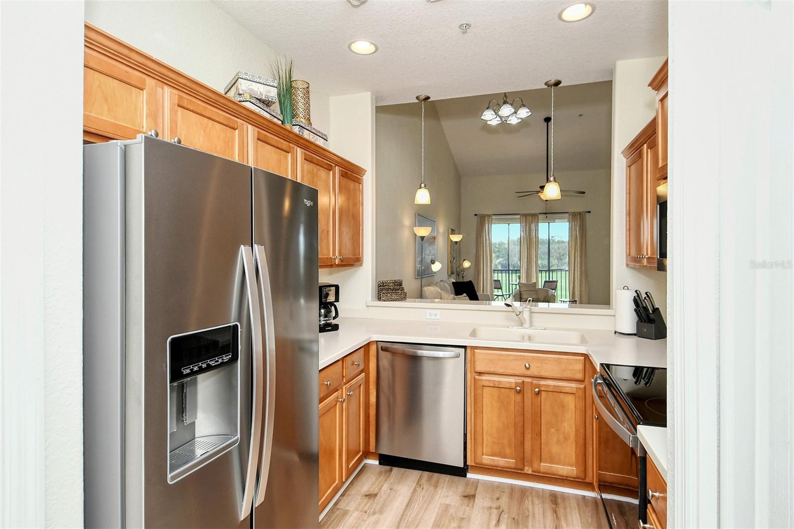 905 FAIRWAY COVE LN #205 — photo 16