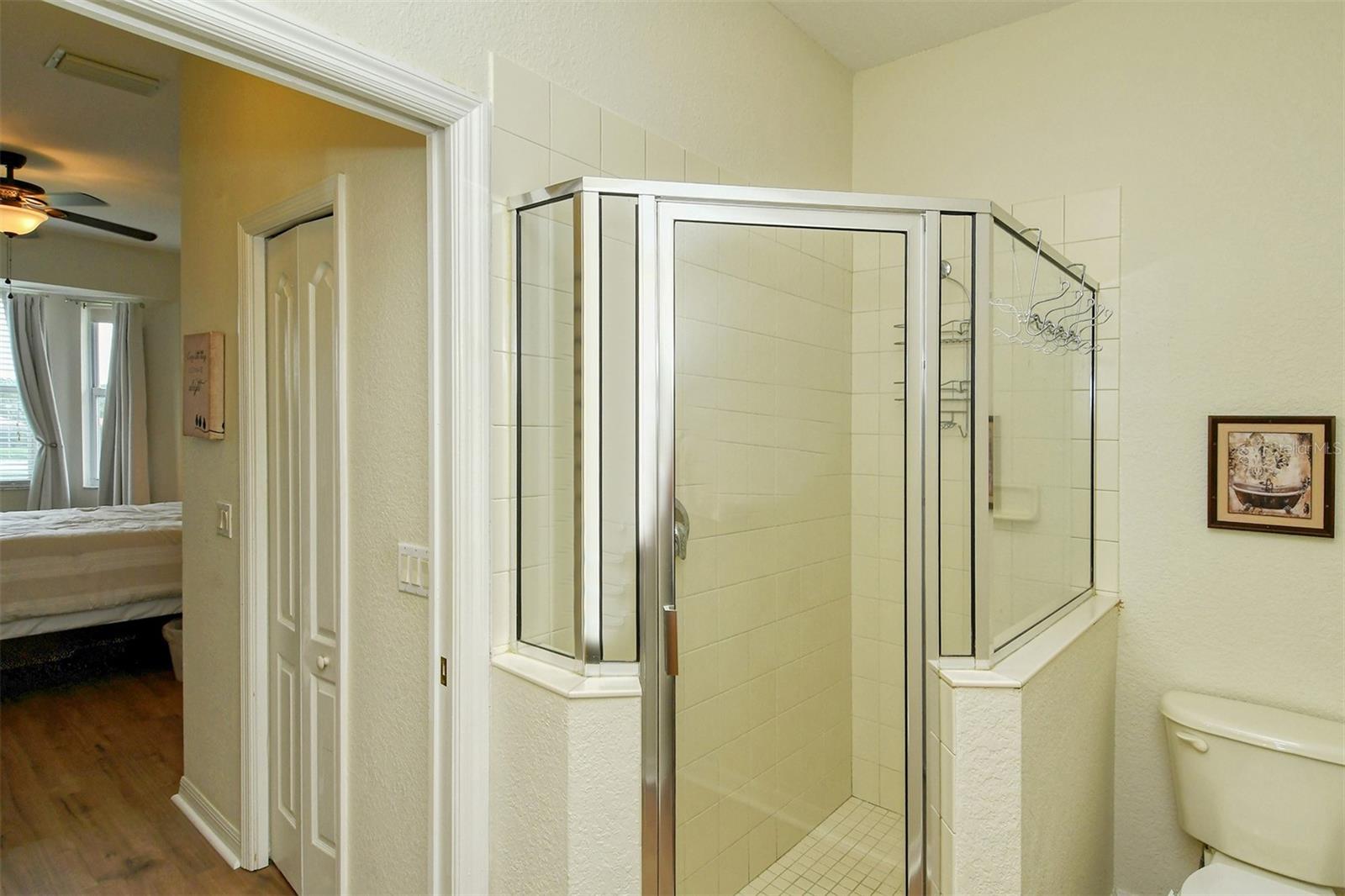 905 FAIRWAY COVE LN #205 — photo 22