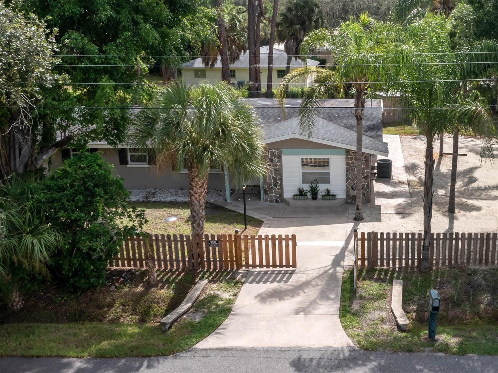 6115 CARLTON AVE — photo 67