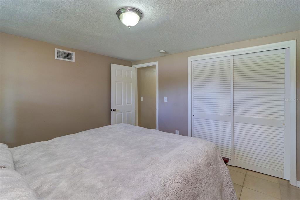 4451 TIDAL POND RD — photo 21