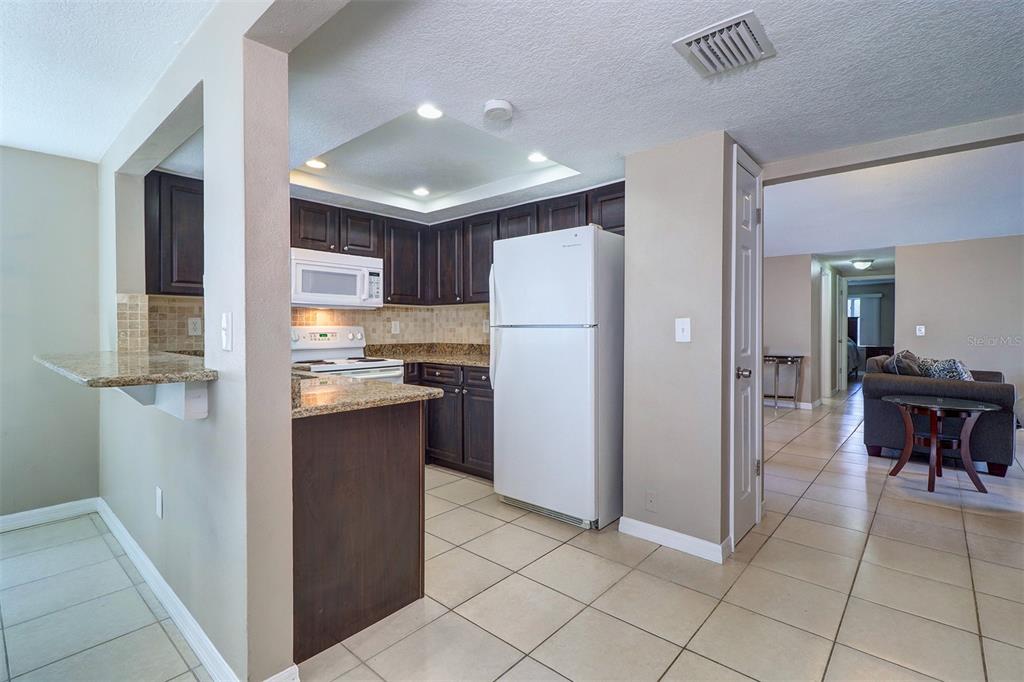 4451 TIDAL POND RD — photo 9