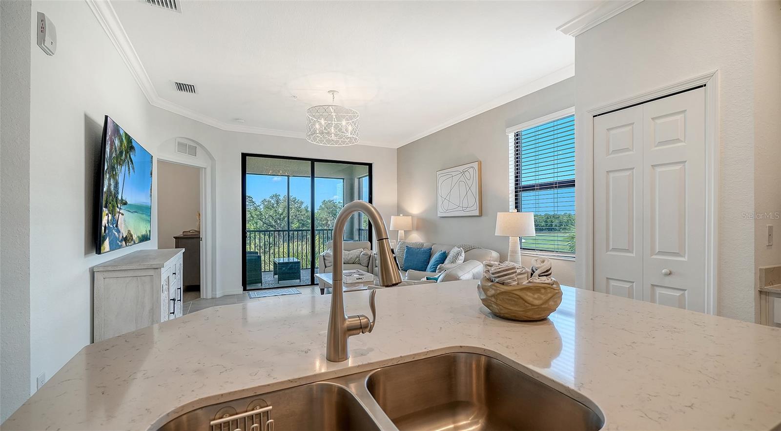 18114 GAWTHROP DR #308 — photo 16