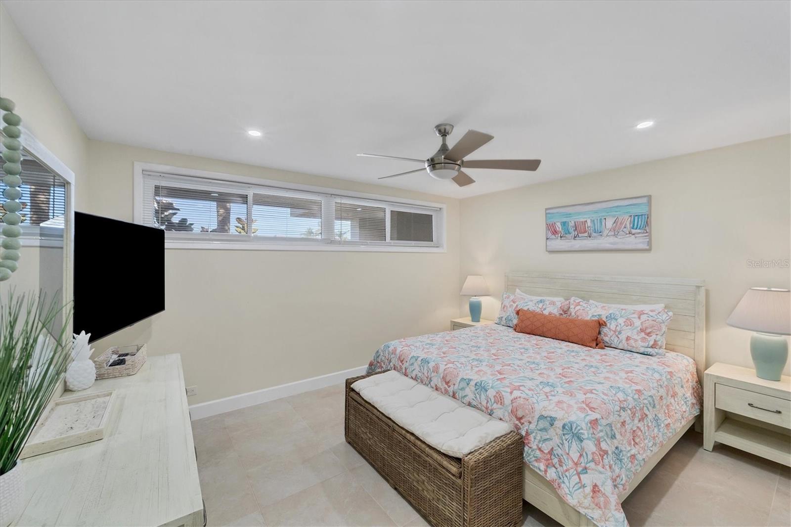 500 S WASHINGTON DR #18B — photo 17