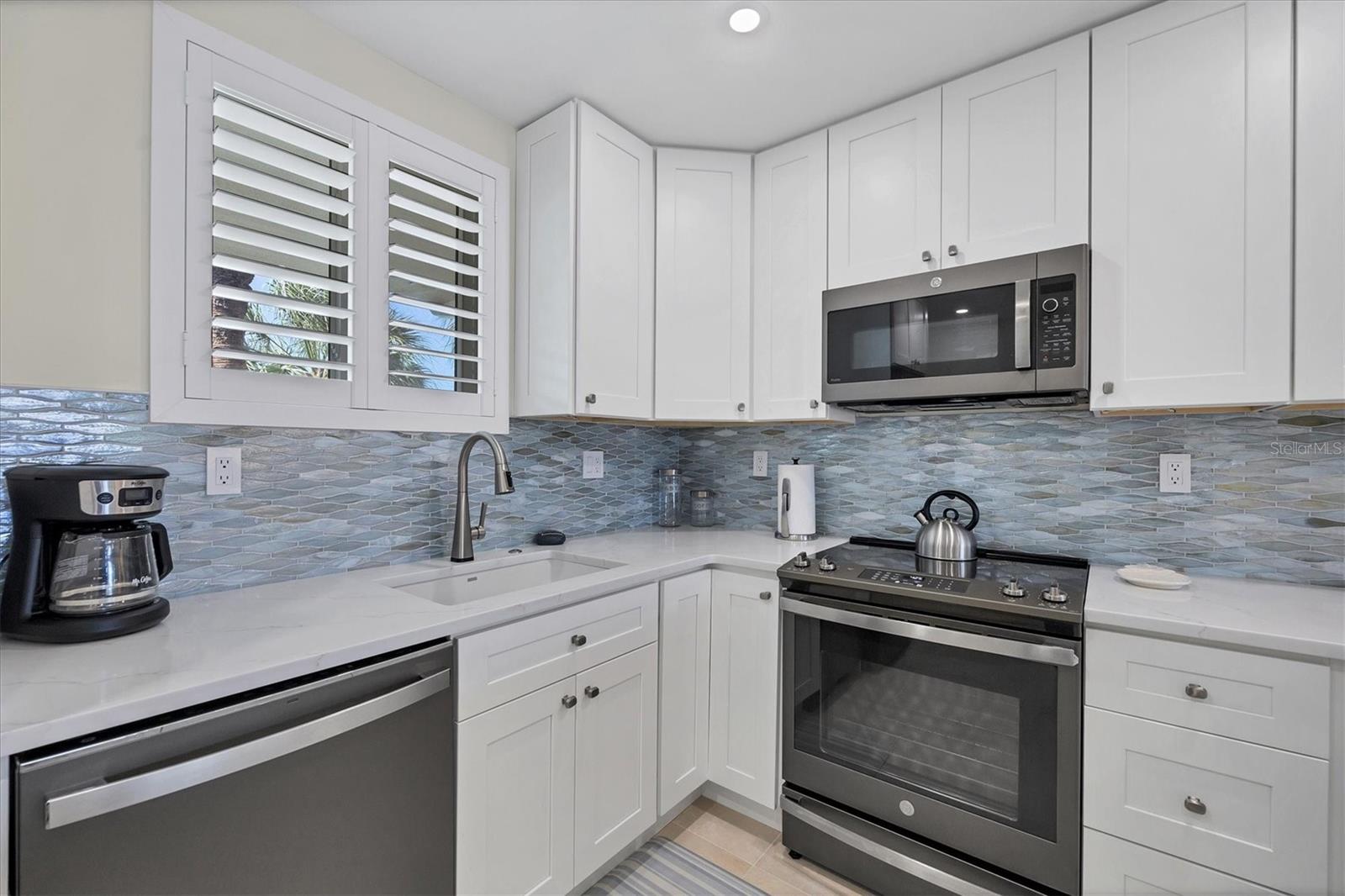 500 S WASHINGTON DR #6B — photo 9