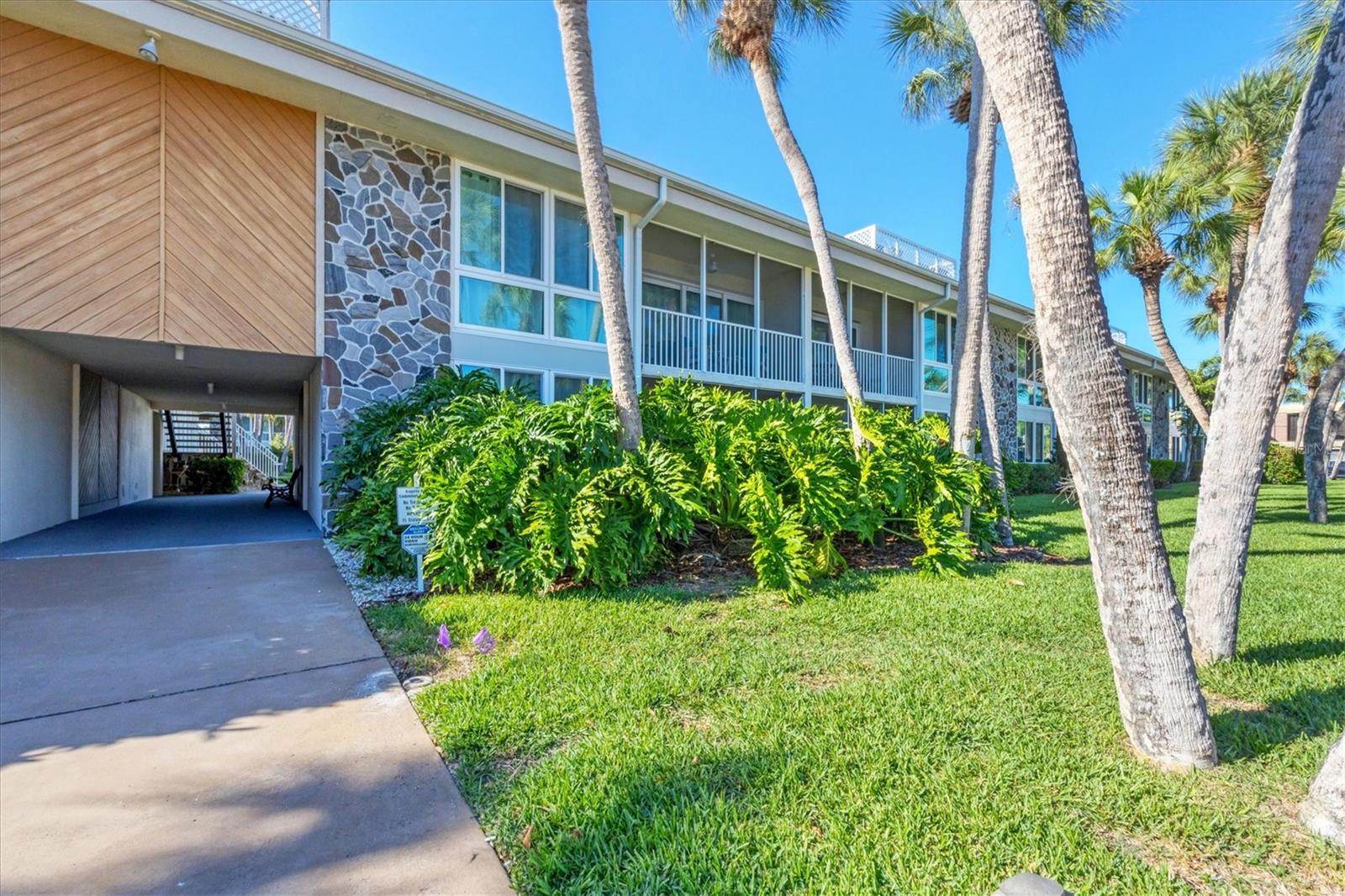 500 S WASHINGTON DR #6B — photo 26