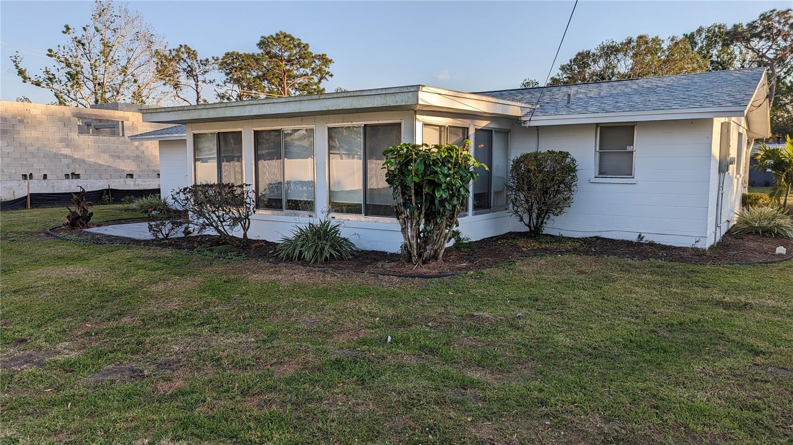 567 BRADENTON RD — photo 21