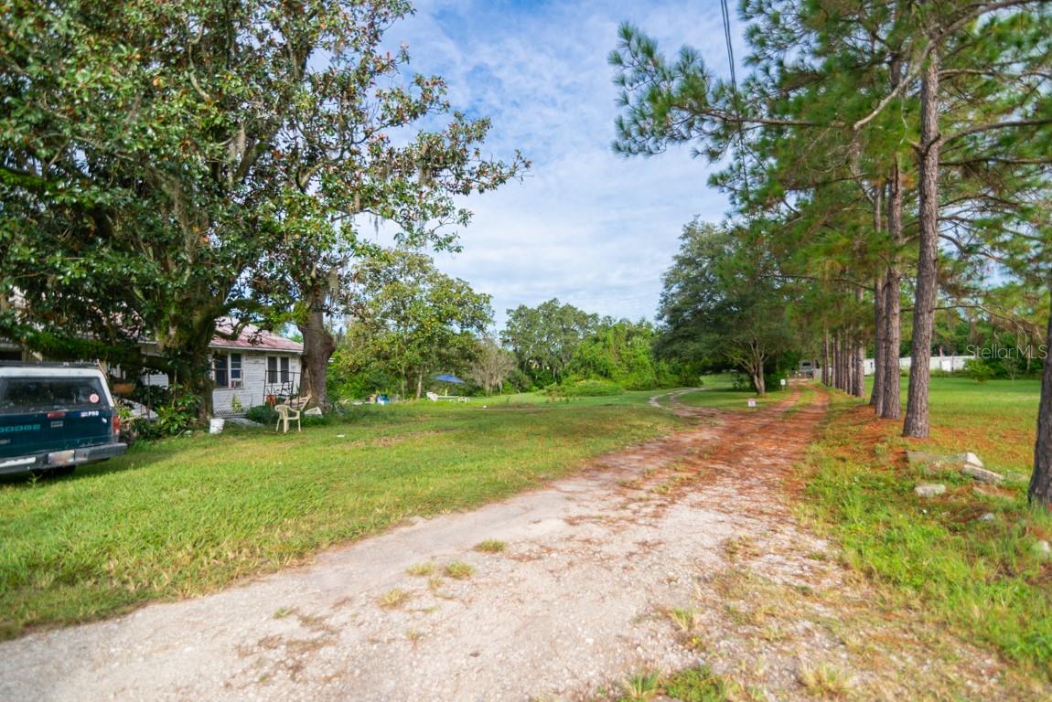 9358 HARNEY RD — photo 2