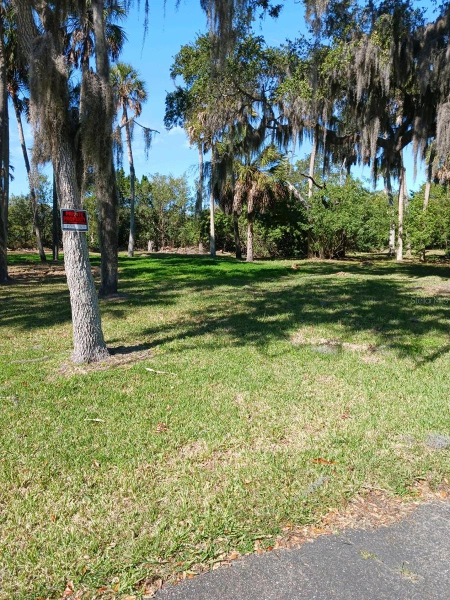 5353 TROPICAL WOODS CT — photo 3
