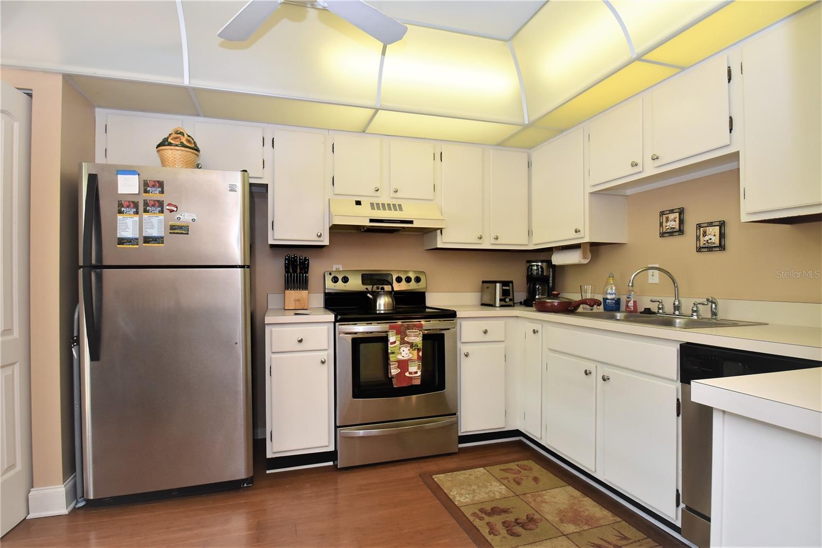 1637 BROOKHOUSE CT #BR243 — photo 2