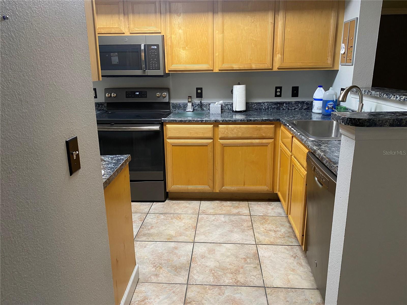 1010 VILLAGIO CIR #106 — photo 3