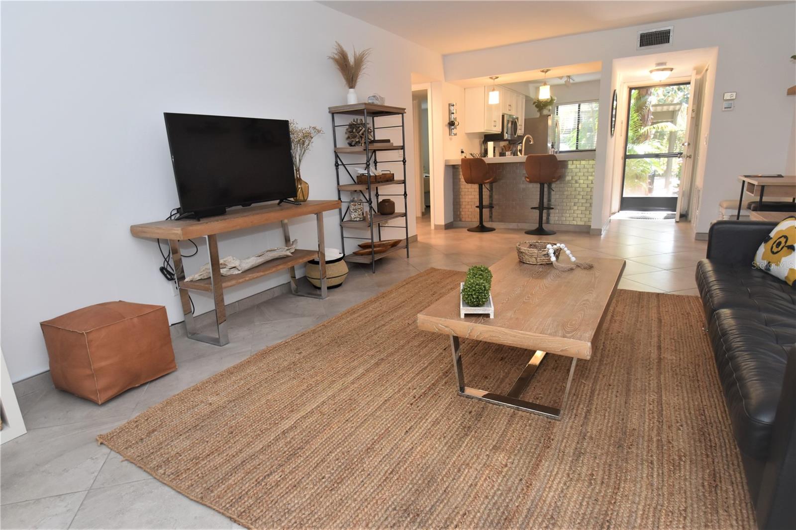 1716 GLENHOUSE DR #GL323 — photo 3